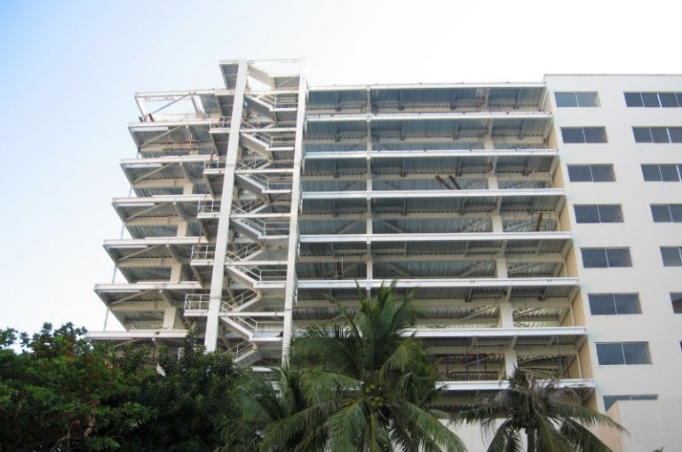 HOTEL HILTON